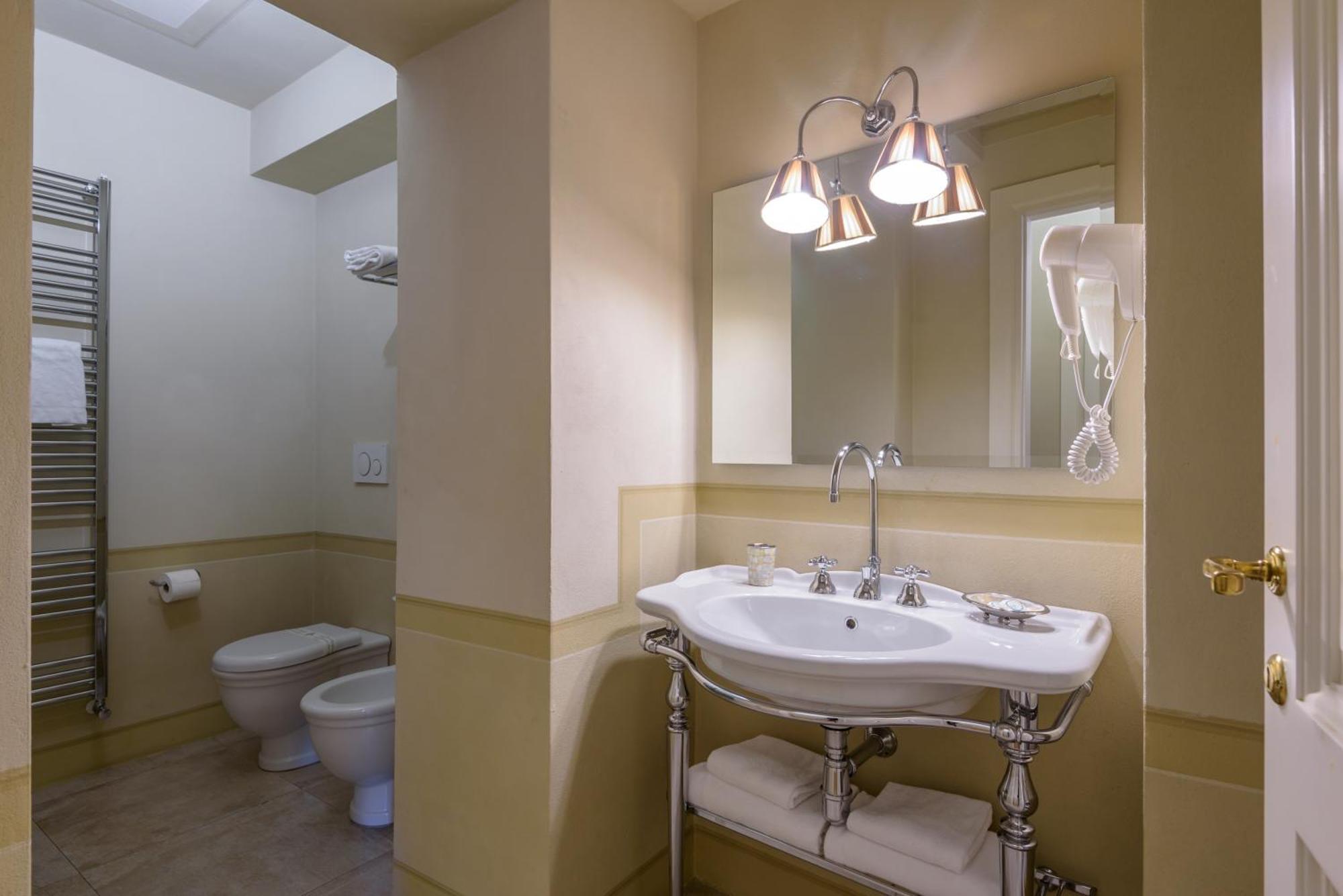 Palazzo Della Stufa Residenza D'epoca Bed and breakfast