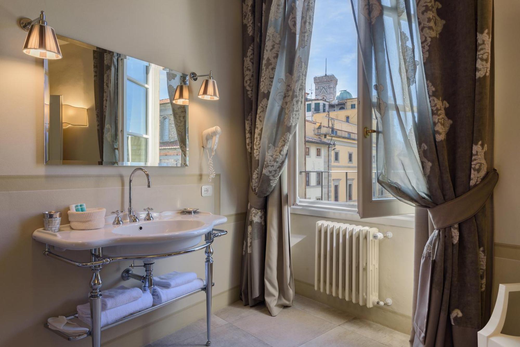 Bed and breakfast Palazzo Della Stufa Residenza D'epoca 3*