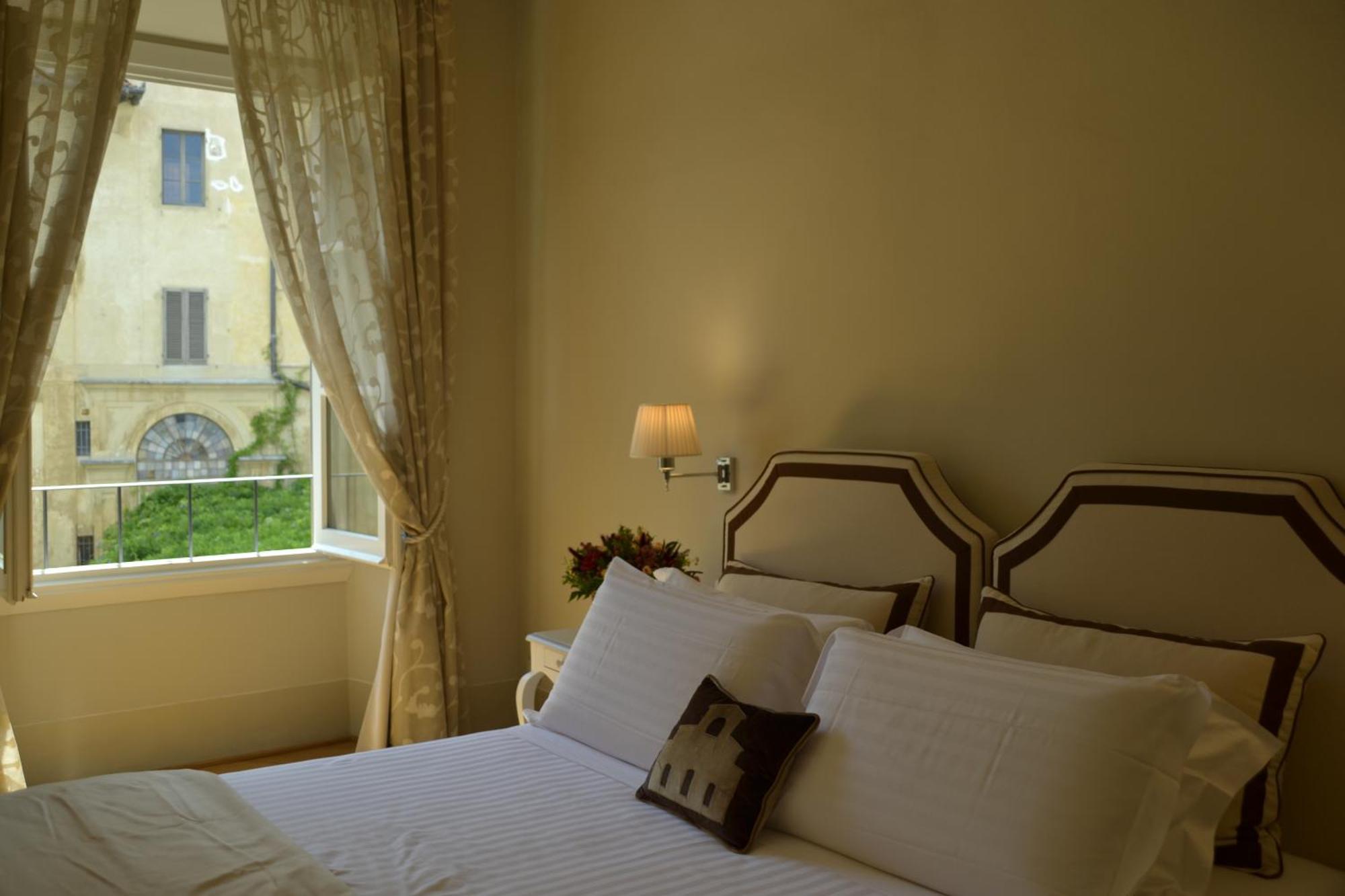 Palazzo Della Stufa Residenza D'epoca Bed and breakfast 3*